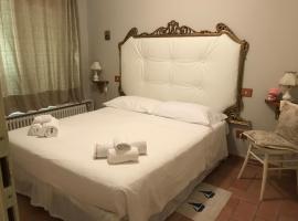 Ancora bilocale, hotel in Marina di Massa