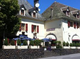 Auberge du Pont de Lanau, hotel v destinaci Neuvéglise