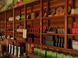 The LianFamily Teahouse B&B台東民宿001號, hotel v destinaci Yung-an-ts'un
