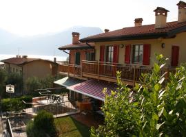 Residenza Cristina, hotel v destinaci Brenzone sul Garda