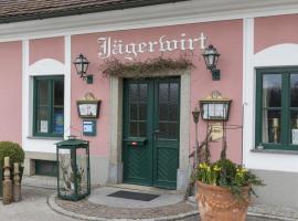 Gasthof Jaegerwirt, hotel v destinaci Au an der Donau