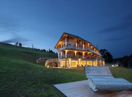 derWaldfrieden naturparkhotel, hotel Herrenschwand Ski Lift környékén Herrenschwandban
