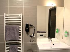 Appartement au pied du Mont-Blanc !, hotel i Sallanches