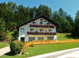 Haus Primosch, hotell i Schiefling am See