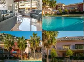 Beautiful penthouse with 3 pools