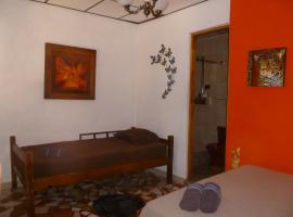 Hostel Wunderbar, accessible hotel in Puerto Lindo
