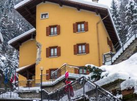 Valdigiust, hotel v destinaci Campodolcino