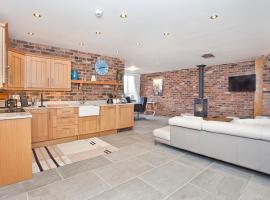 City Apartments - Holtby Grange Cottages, cheap hotel in York