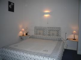 Auberge Le Saint Georges, hotell sihtkohas Saint-Georges-de-Mons