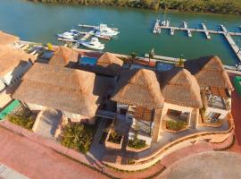 Villas Grand Marina Kinuh, Hotel in Telchac Puerto