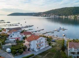 Tomulić Jasna i Miljenko