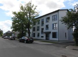 Raua 15 Apartment, отель в Тарту, рядом находится Tartu St. Alexander’s Orthodox Church