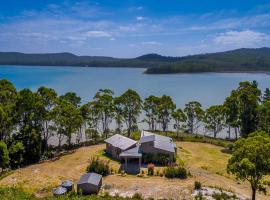 Cloudy Bay Lagoon Estate, Hotel in South Bruny