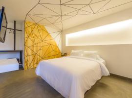 Hotel El Peñon by Bithotels, hotel i Cali