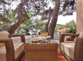 Beautiful apartment by the sea, hotell i Prizba