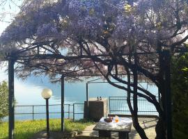 IseoLakeRental - La Villina - Zù, hotell i Riva di Solto