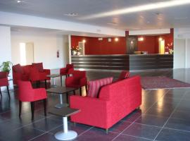 Santa Loja Hotel Residence, Hotel mit Parkplatz in Tito