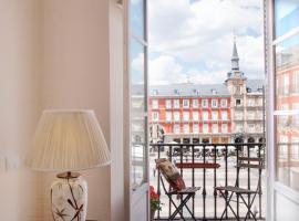 Charming view Plaza Mayor, hotelli kohteessa Madrid lähellä maamerkkiä Mercado San Miguel