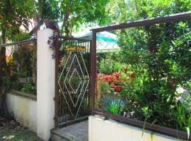 Small House - Baguio, hotel perto de Philippine Military Academy, Baguio