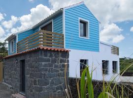 Casa do Andr&eacute; (Casas do Capelo), villa in Faj&atilde;