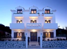 Natalie's Hotel، فندق في سكالا كيفالونياس