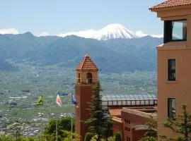 Fruit Park Fujiya Hotel