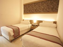 Viva Hotel Kediri, Azana Hotels Collection, hotel v destinaci Kediri