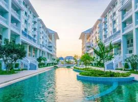 The Energy Seaside Condo 2 Bedrooms By AP