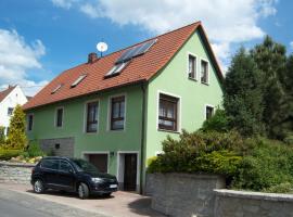 Ferienwohnung "An der St. Ludmila", hotel barat a Crostwitz