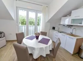 Arta Apartments