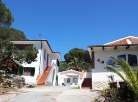 Podere L'Isolella, Hotel in Lacona