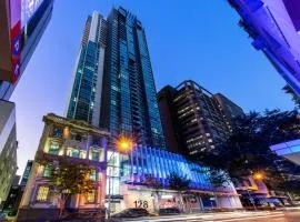 Oaks Brisbane on Charlotte Suites、ブリスベンのビーチ周辺のバケーションレンタル
