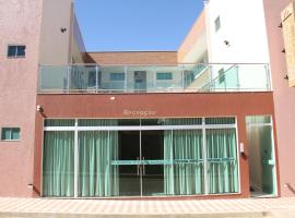 Recanto Hotel Clube, alojamiento con onsen en Caetit&eacute;