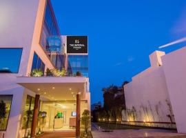 The Imperial Poonam Hotel, hotel di Phagwara