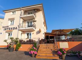 Apartments Jadranka, hotel di Malinska