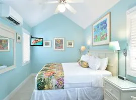 Center Court-Boutique Old Town Lodging