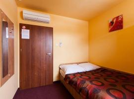 Hotel Paola, hotel with parking in Kutno