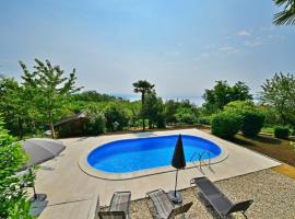 Apartments Piglić, khách sạn ở Lovran