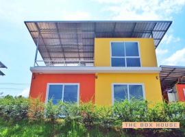 The Box House, hotel a Krabi town