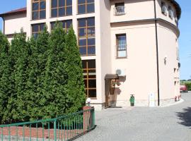 Hotel Oaza – hotel z parkingiem w mieście Bartultovice