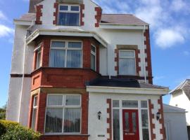 Black Sheep Lodge, hotel in Holyhead