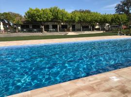 Camping Castell D'aro, glamping site in Platja  d'Aro