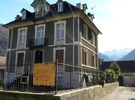 Villa Gracieuse, hotel near Techous, Luchon