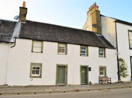 Newton Cottage North, allotjament vacacional a Inveraray