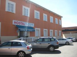 Hostal El Pinar, cheap hotel in Ávila