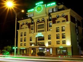 Cron Palace kosher Tbilisi Hotel, מלון ליד נמל התעופה הבינלאומי טבליסי - TBS, טביליסי סיטי