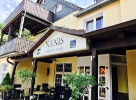 Nanis Hotel & Appartements, отель в городе Штайнхуде