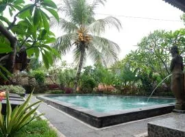 Budi House Bungalows