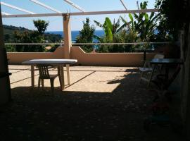 Varagoulis Giannis & Lenas Apartments