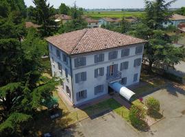 Hotel Sporting, hotel v destinaci Campagnola Emilia
